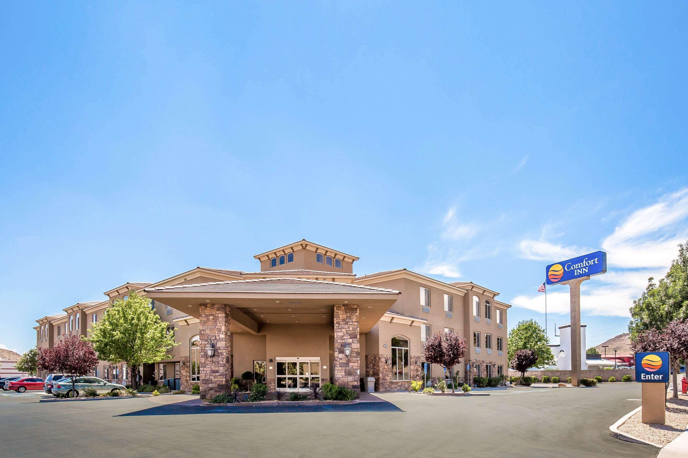 Comfort Inn At Convention Center Saint George Екстериор снимка