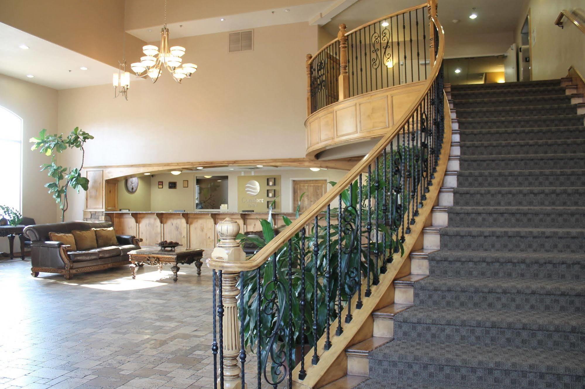 Comfort Inn At Convention Center Saint George Екстериор снимка