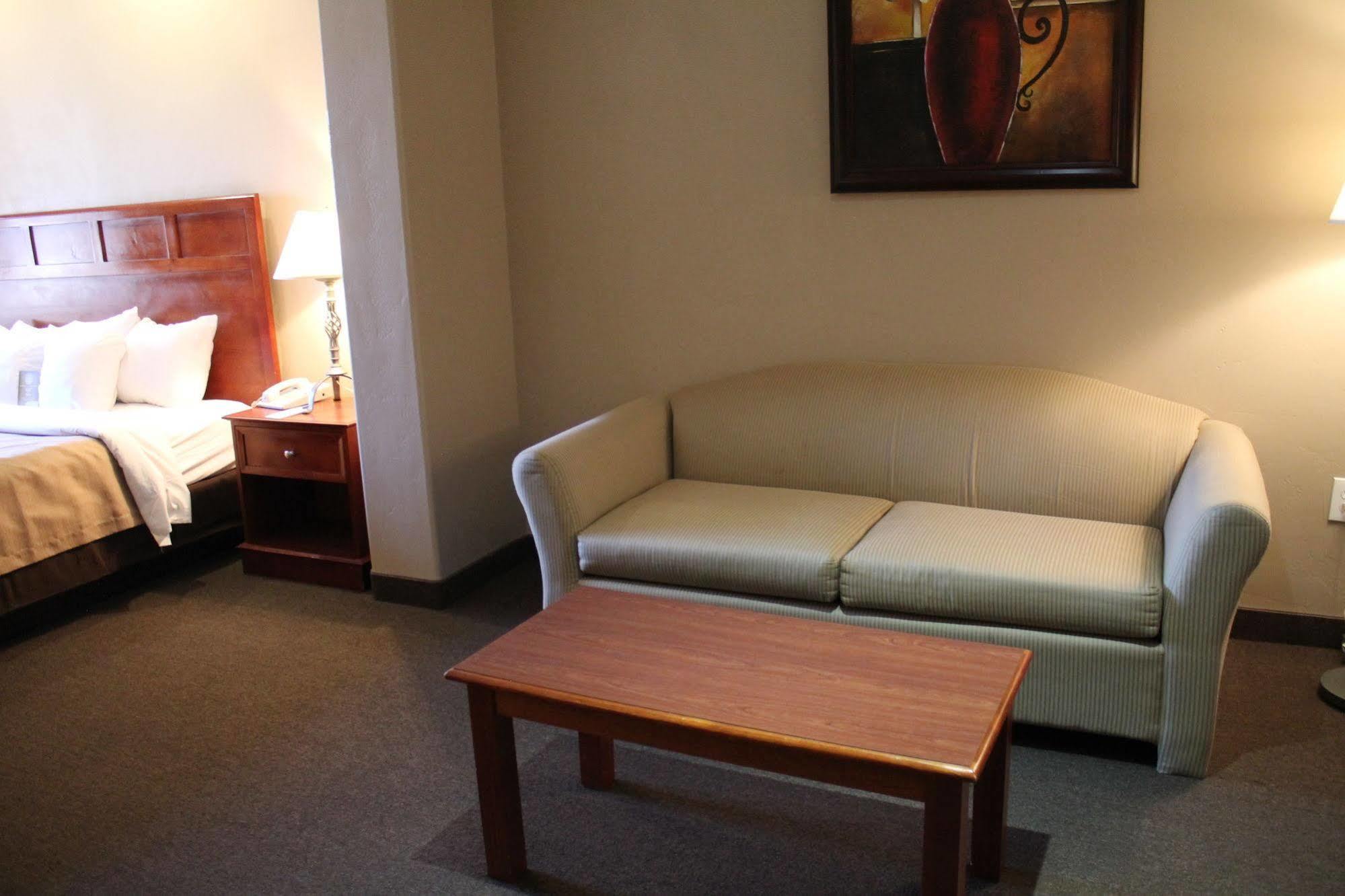 Comfort Inn At Convention Center Saint George Екстериор снимка